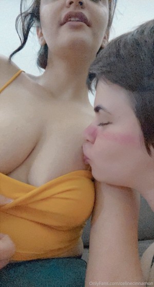 Celinecinnamon Photo #129