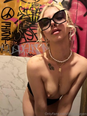 Ecem Hotoglu Photo #53