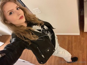 Lucy James Photo #55