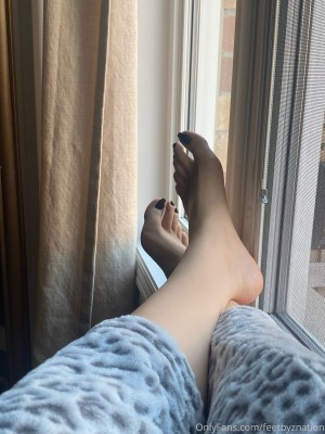 Queenzsfeet Photo #104