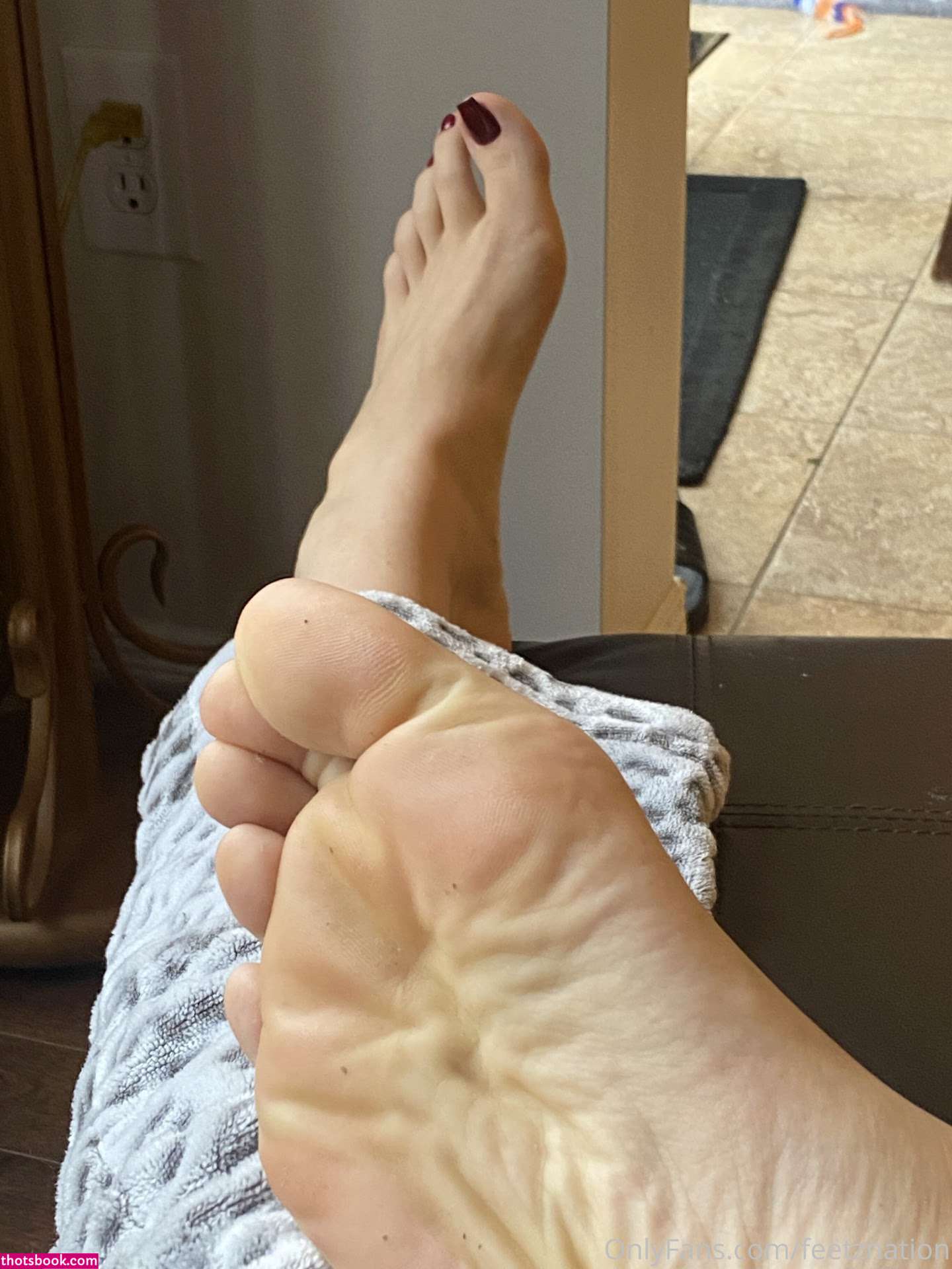 Queenzsfeet Photo #116