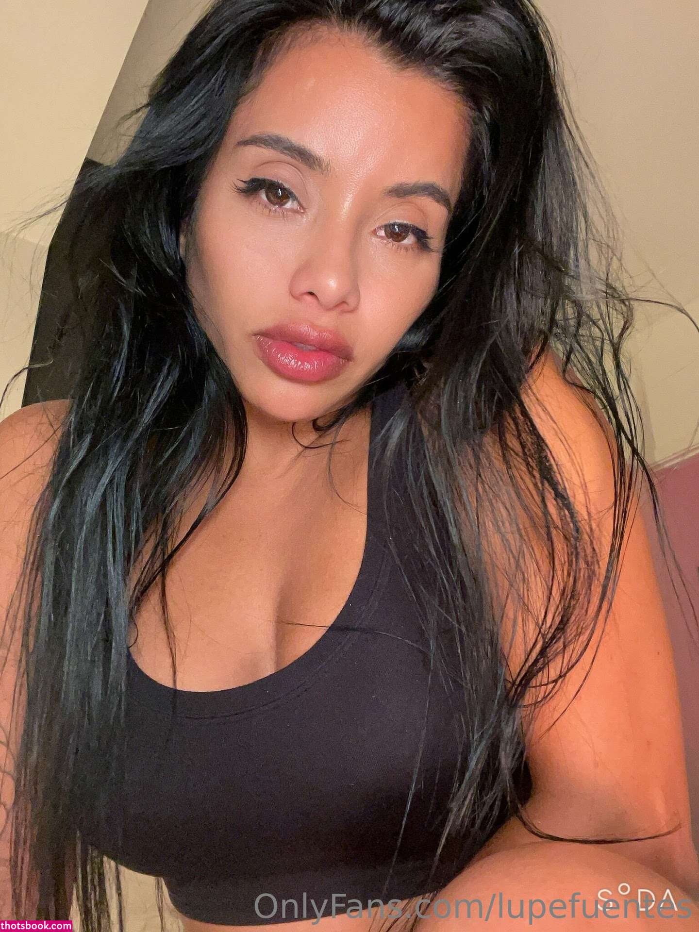 Lupe Fuentes Photo #3