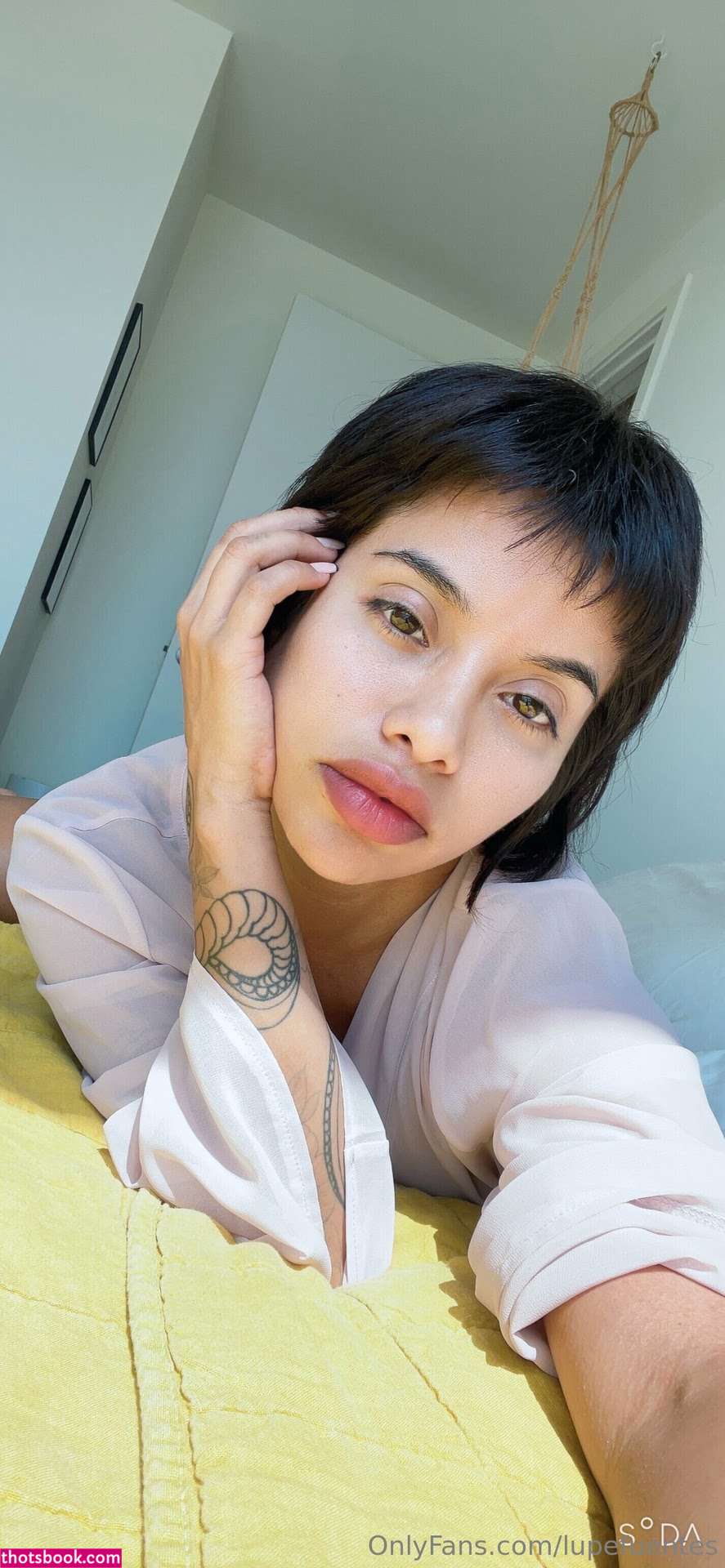 Lupe Fuentes Photo #26