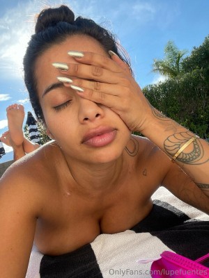 Lupe Fuentes Photo #24