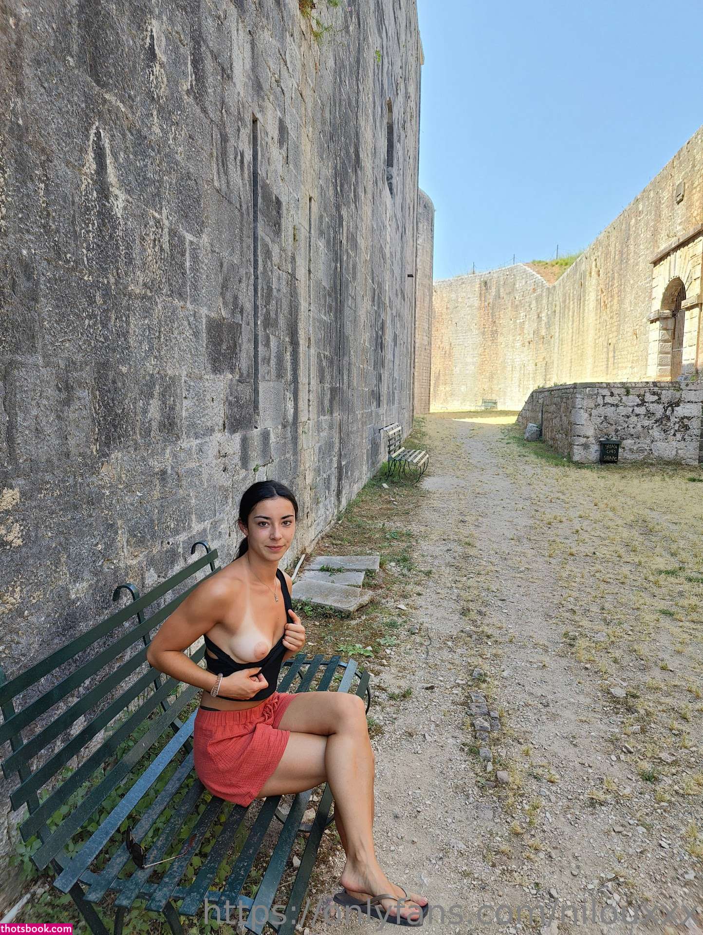 nilouqueen Photo #23