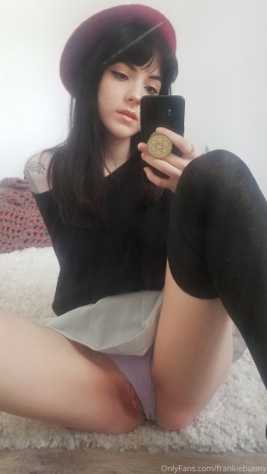 Frankiebunnie Photo #332