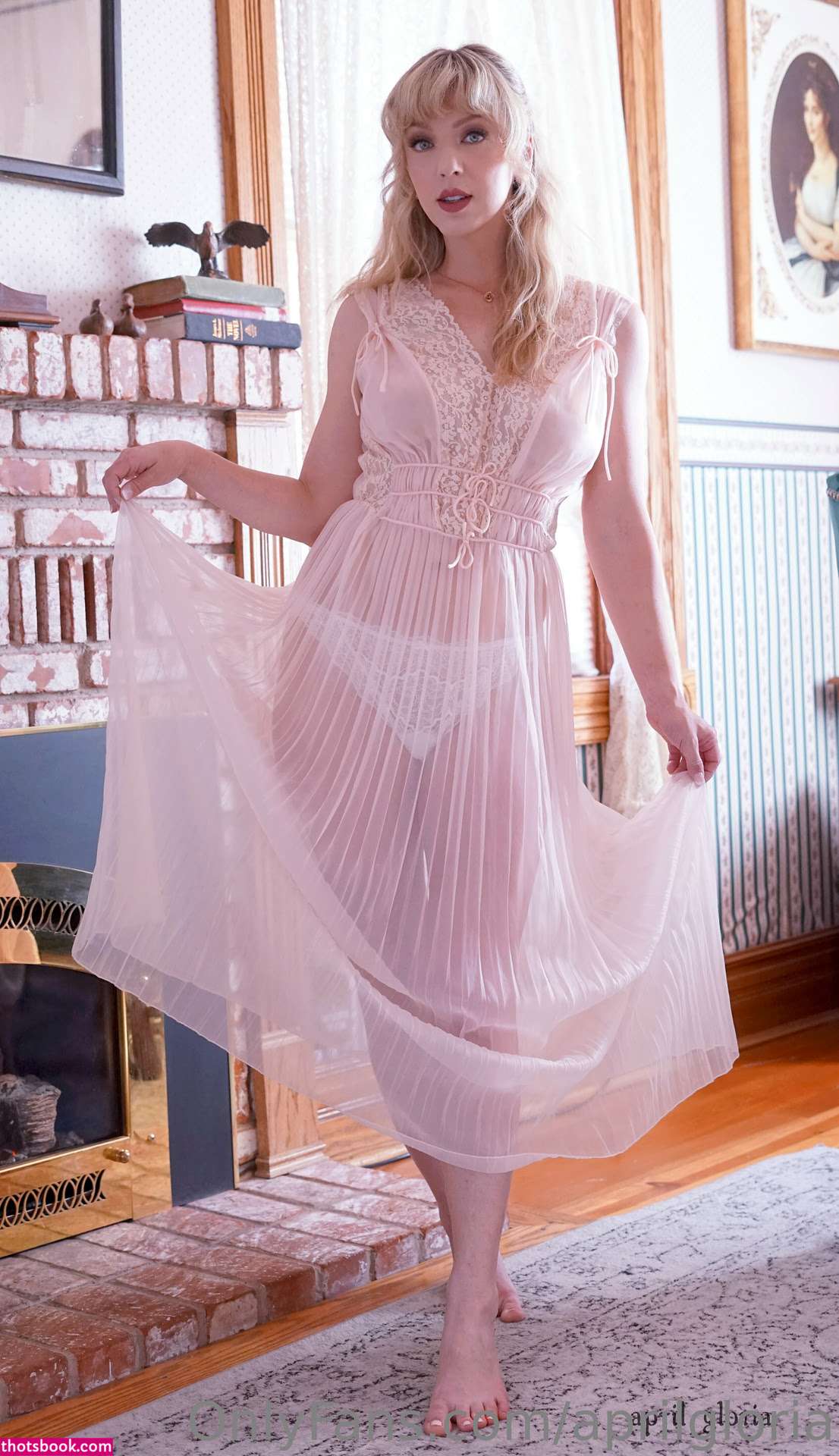 April Gloria Photo #42