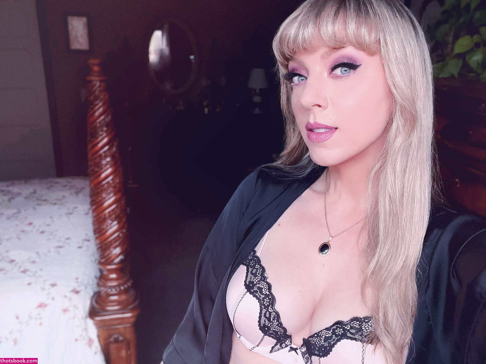 April Gloria Photo #324