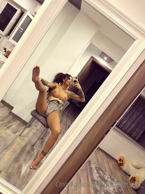 Perfectt33n Photo #34