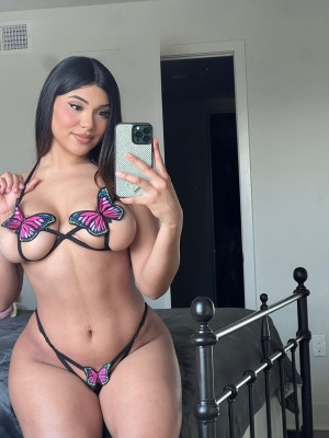 lildedjanet Photo #33