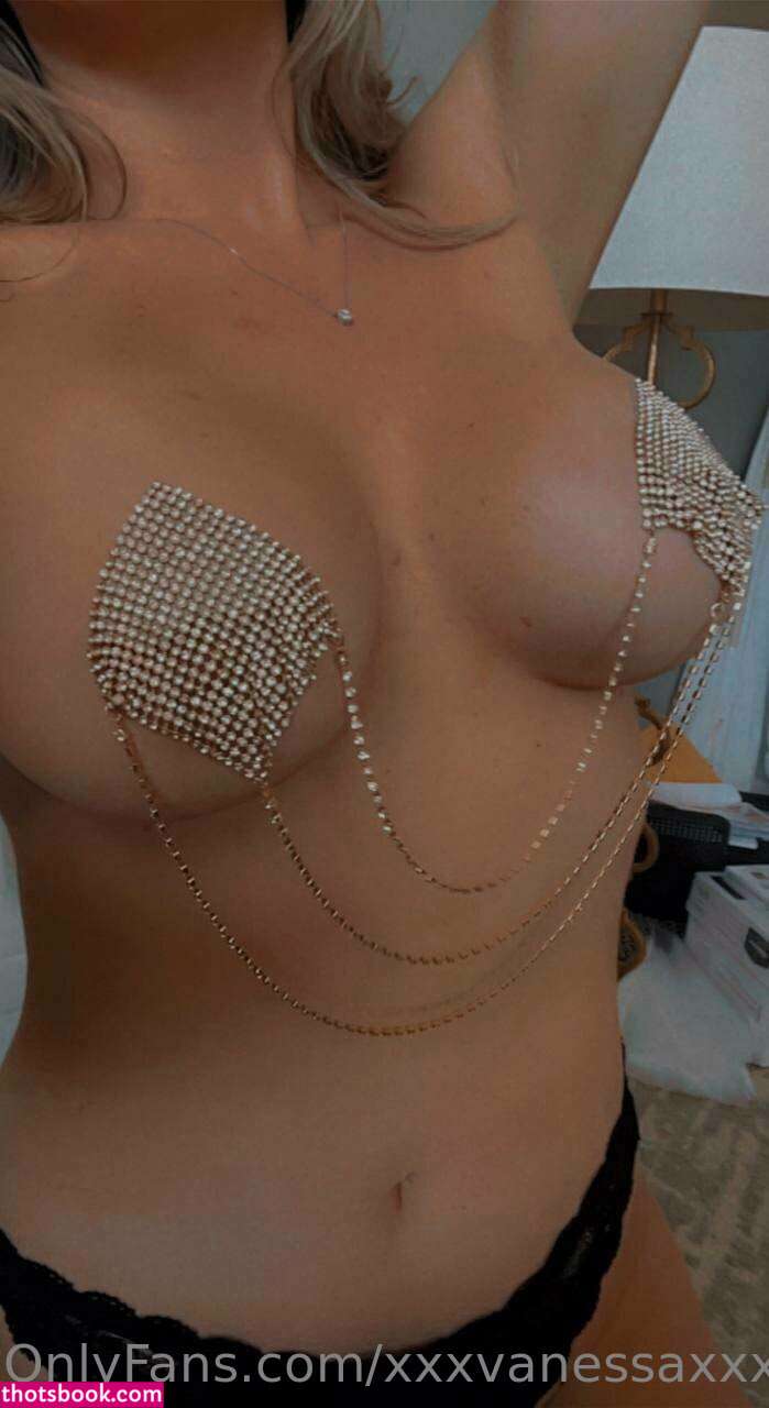 xxxvanessaxxx Photo #15
