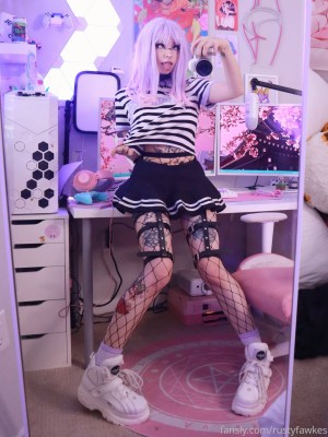 Rusty Fawkes Photo #919