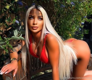 Missteelao Photo #380