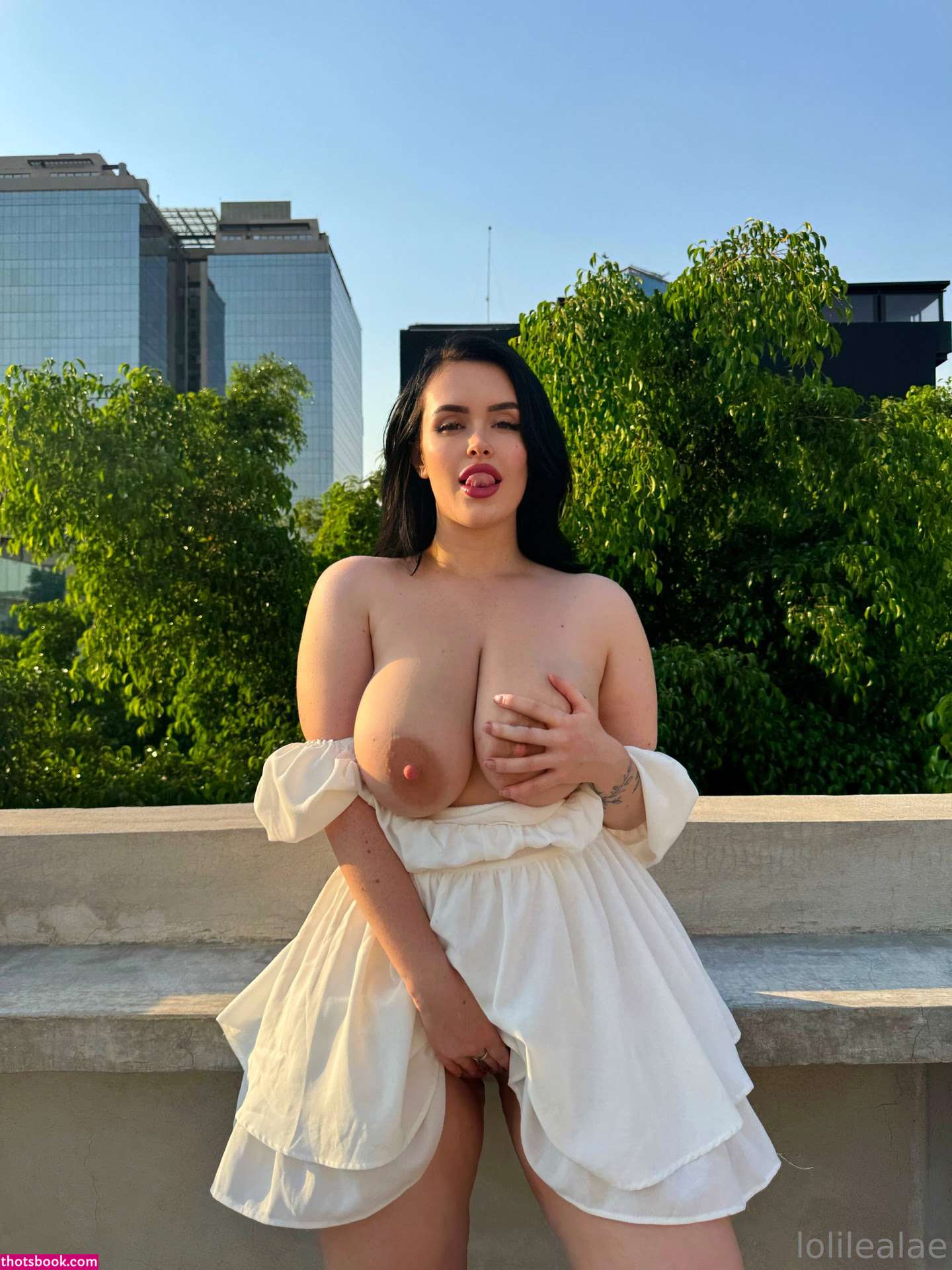 lolilealae Photo #132