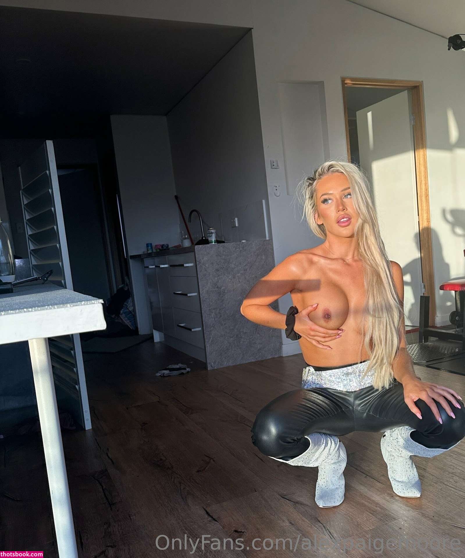 Alexpaigemoore Photo #90