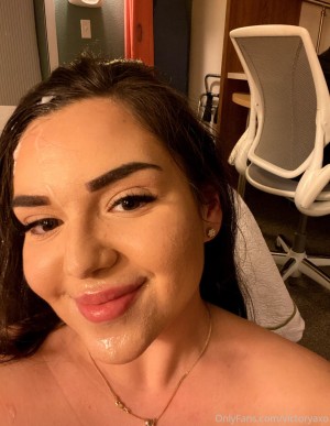 Victoryaxo Photo #127