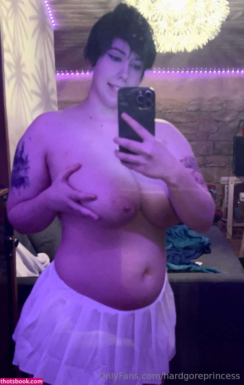 hardgoreprincess Photo #16