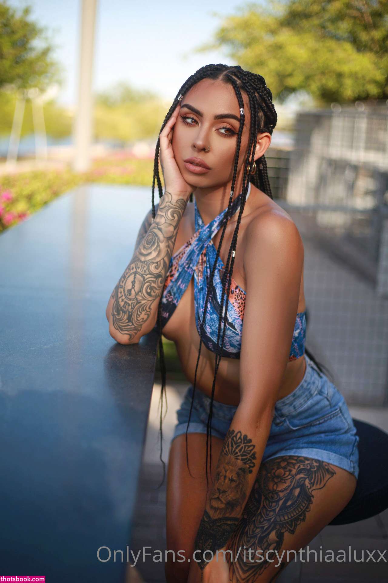 Cynthiaaluxx Photo #159