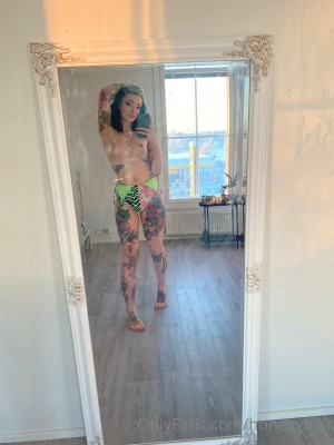 Honeyy Noir Photo #127