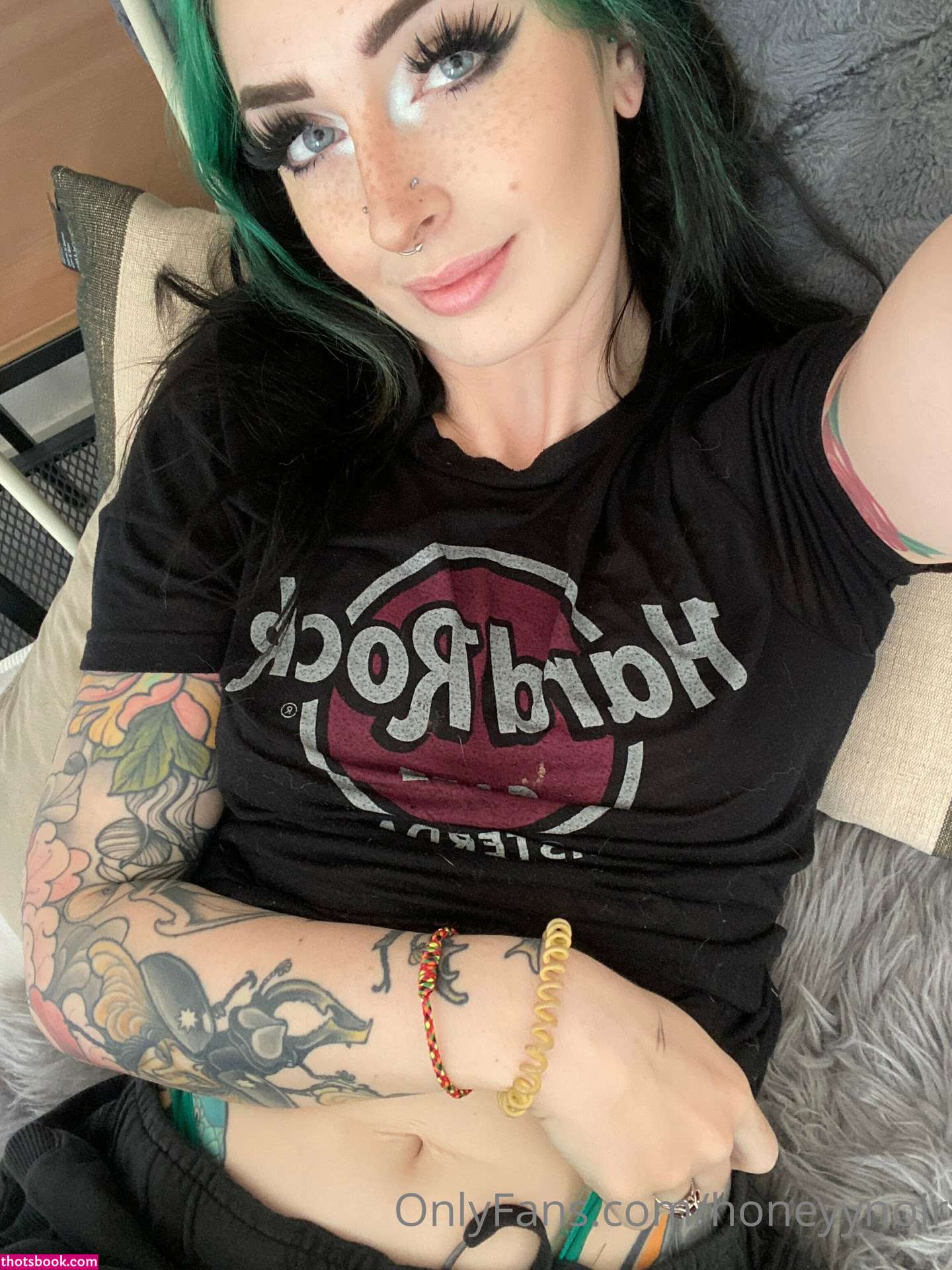 Honeyy Noir Photo #150