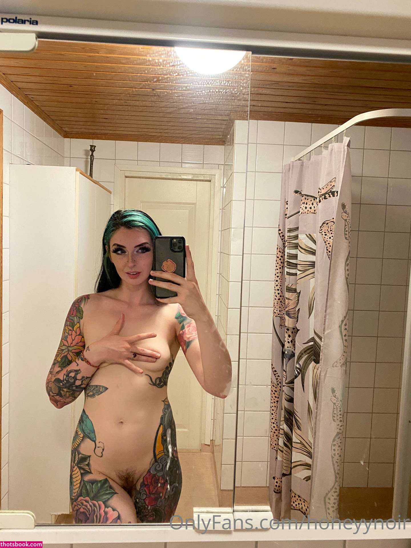 Honeyy Noir Photo #182