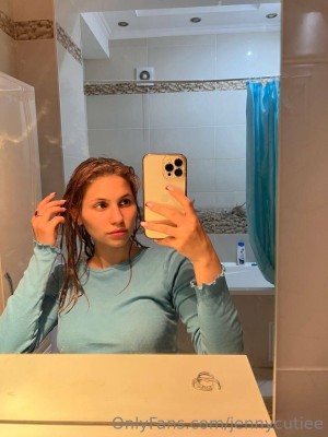 jennycutiee Post #3