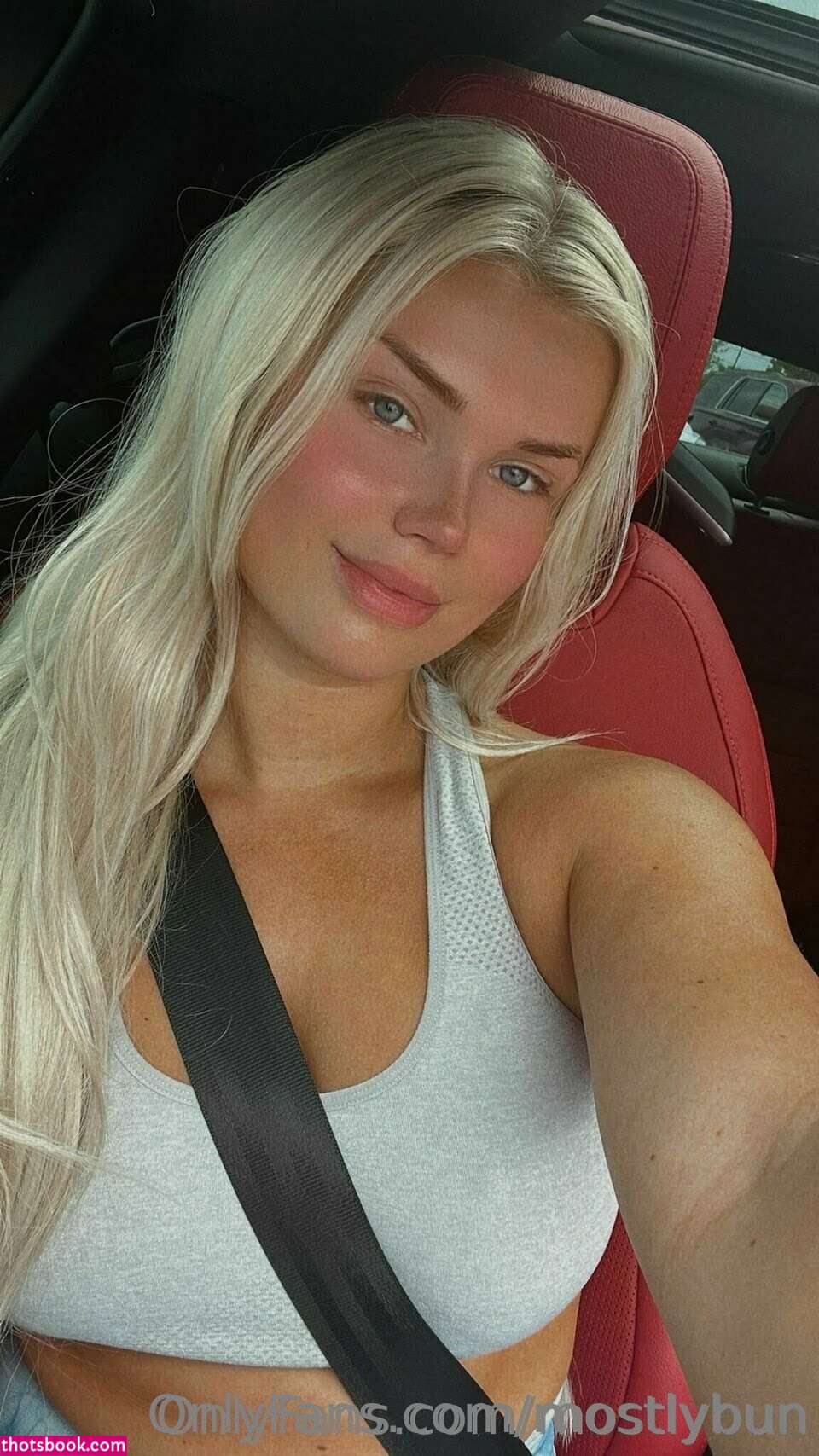 Taylor Kamphorst Photo #335