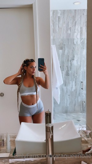 Araqueenbae Photo #161