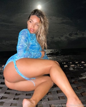 Araqueenbae Photo #227