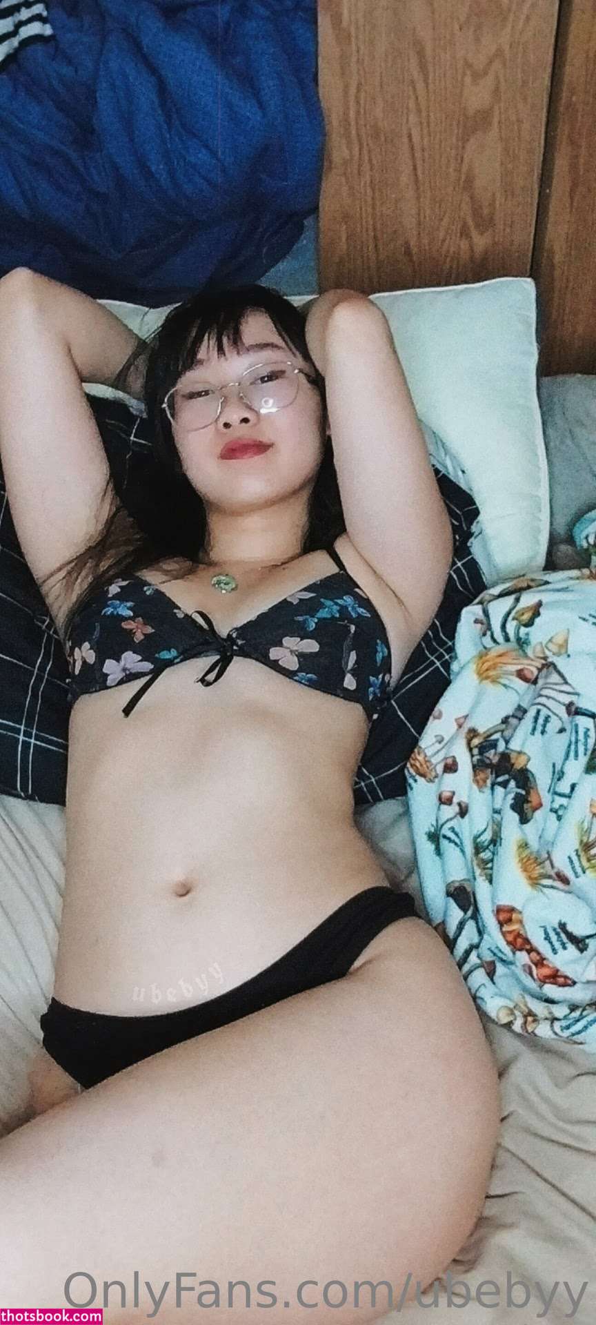 Jules Wynn Photo #127