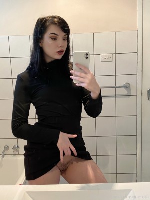 Crimsonerotic Photo #49