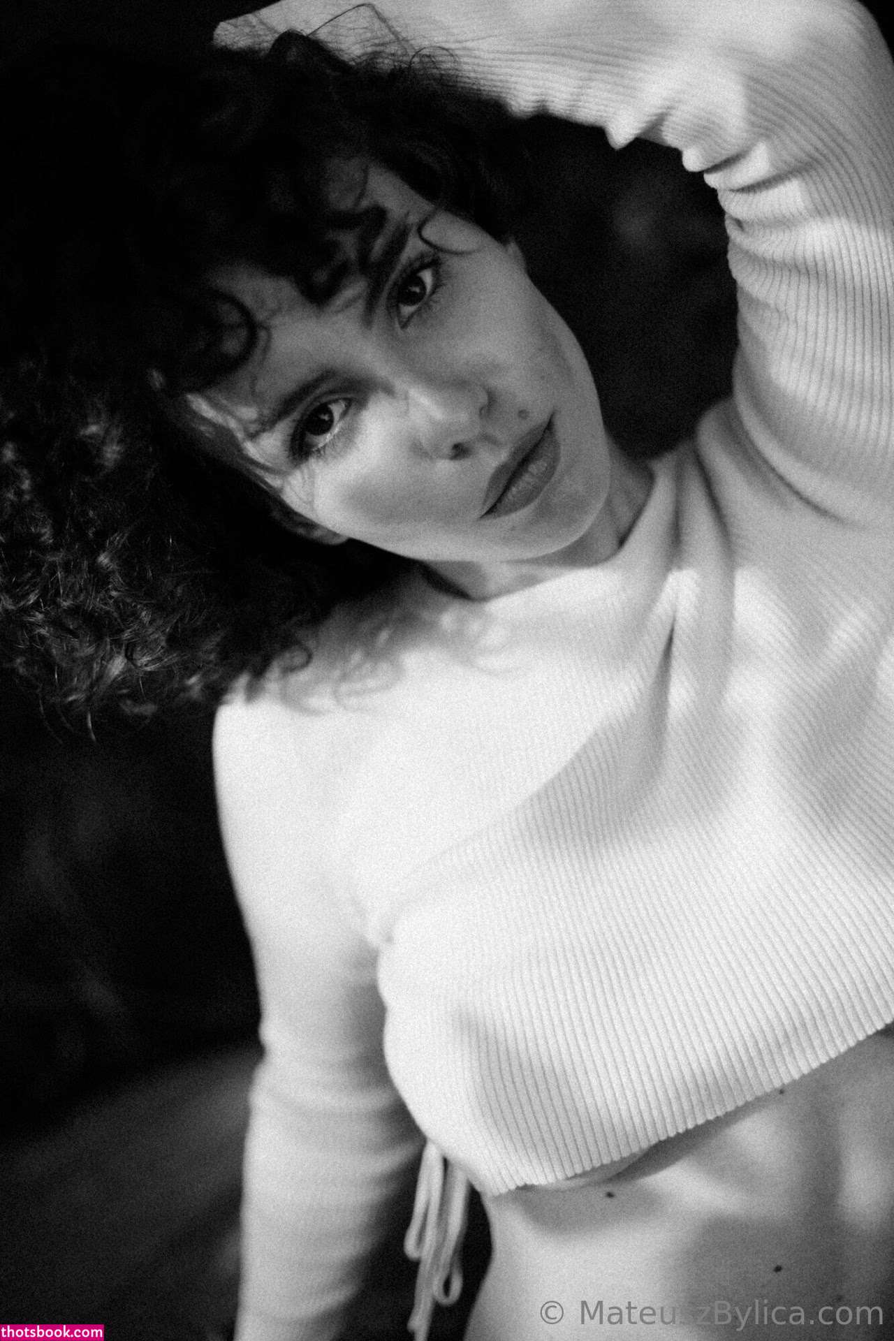 curlywiktoria Photo #49