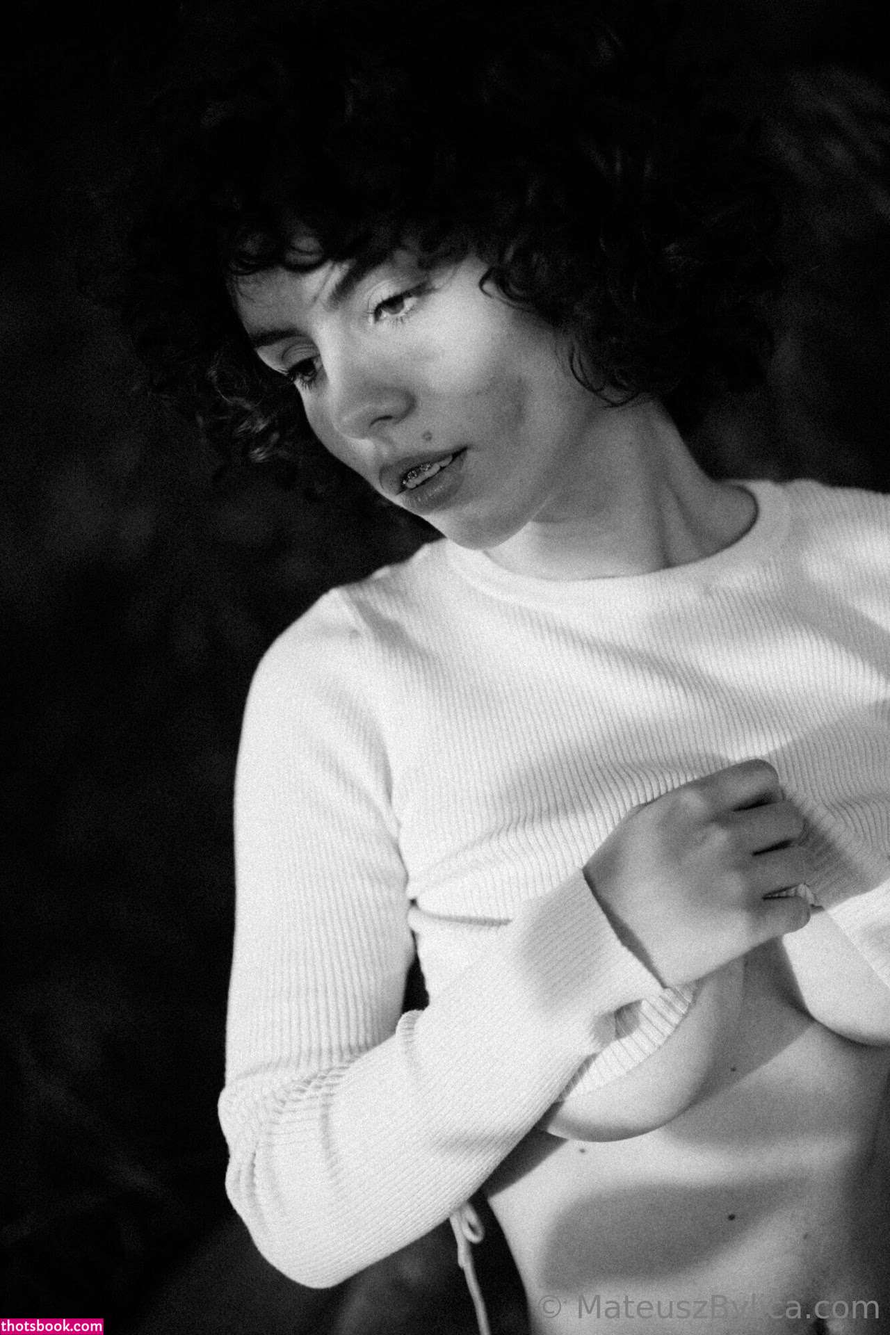 curlywiktoria Photo #50