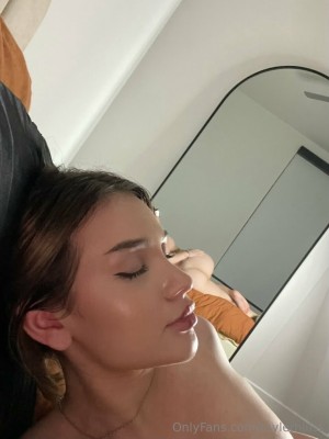 Tayler Hills Photo #521