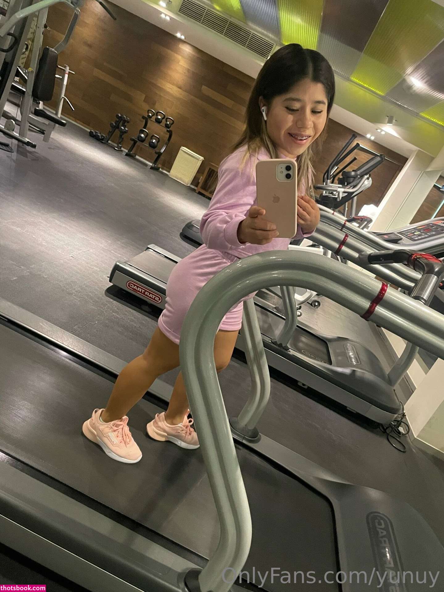 Yunuen Yared Photo #54