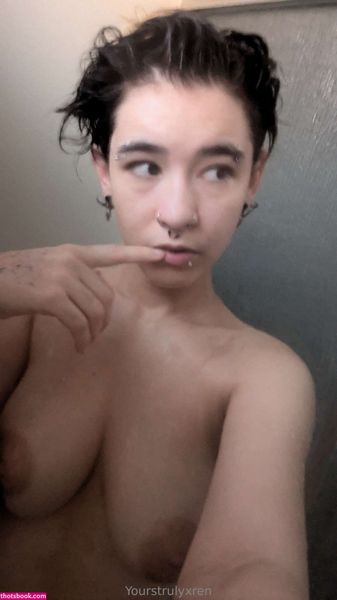 Yourstrulyxren Photo #69