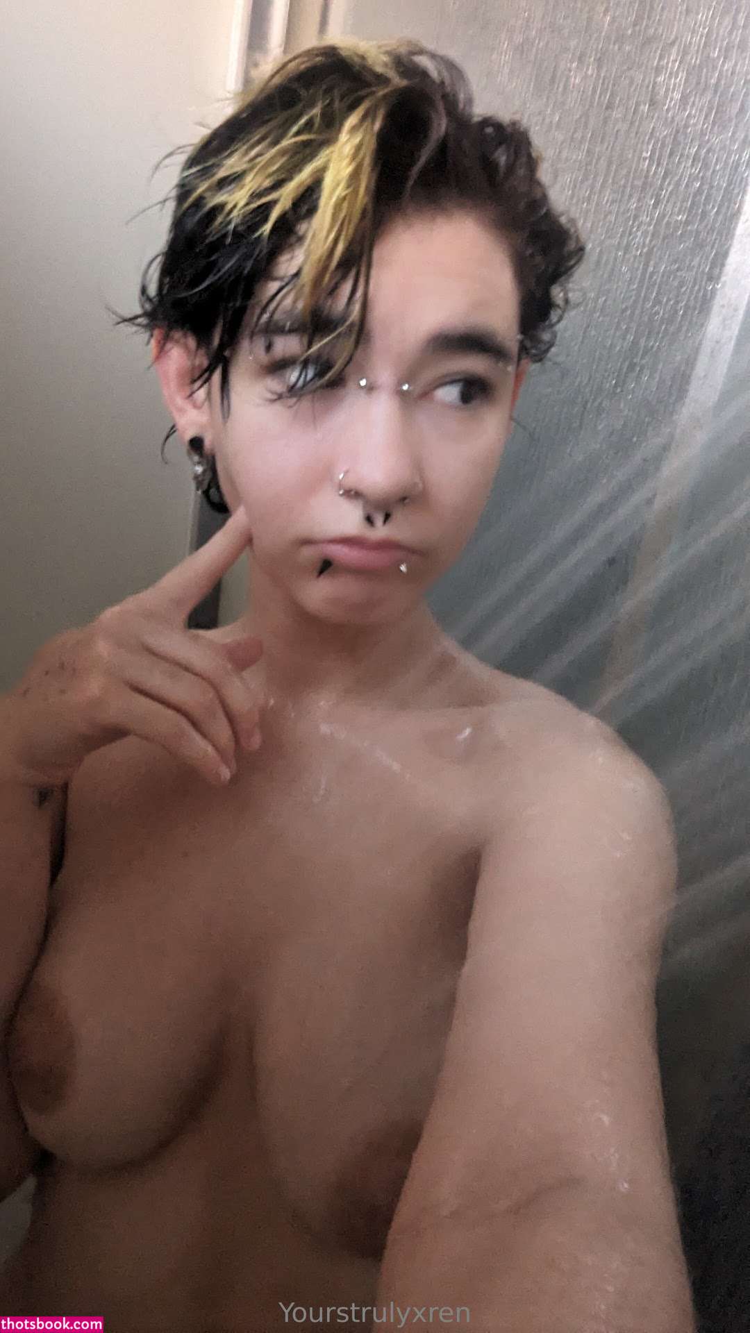 Yourstrulyxren Photo #98