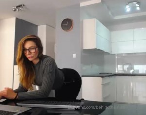 Behindthemaskk Photo #56