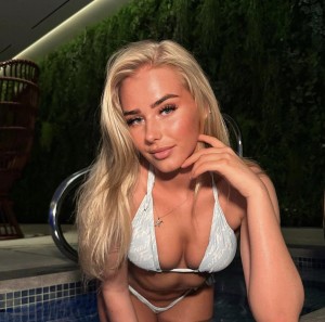 Saffron Silva Photo #23