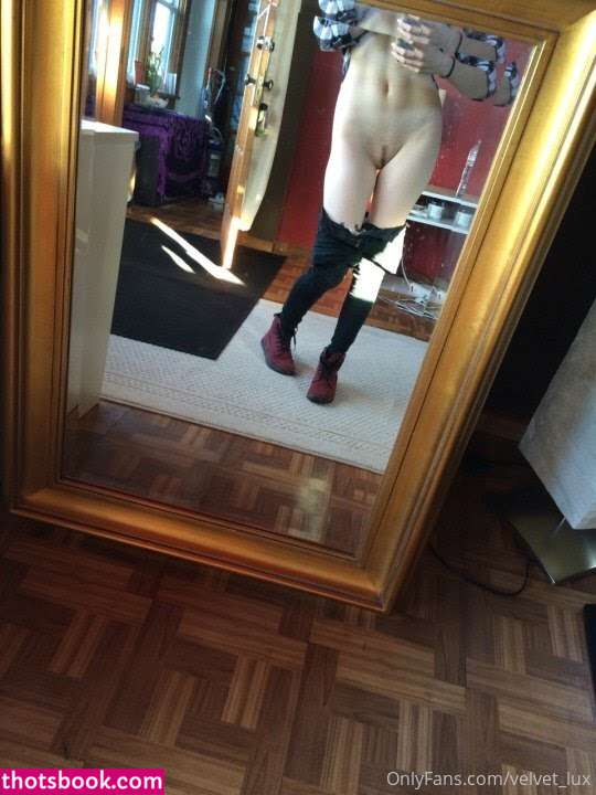 Velvet Lux Photo #13