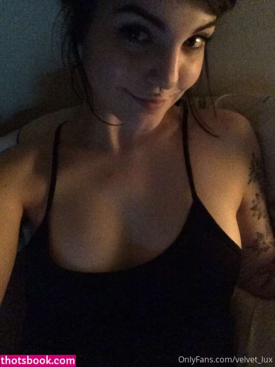 Velvet Lux Photo #37