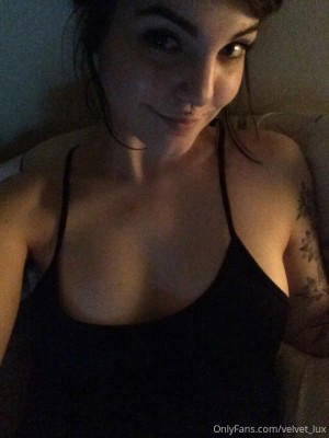 Velvet Lux Photo #37