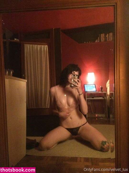 Velvet Lux Photo #68