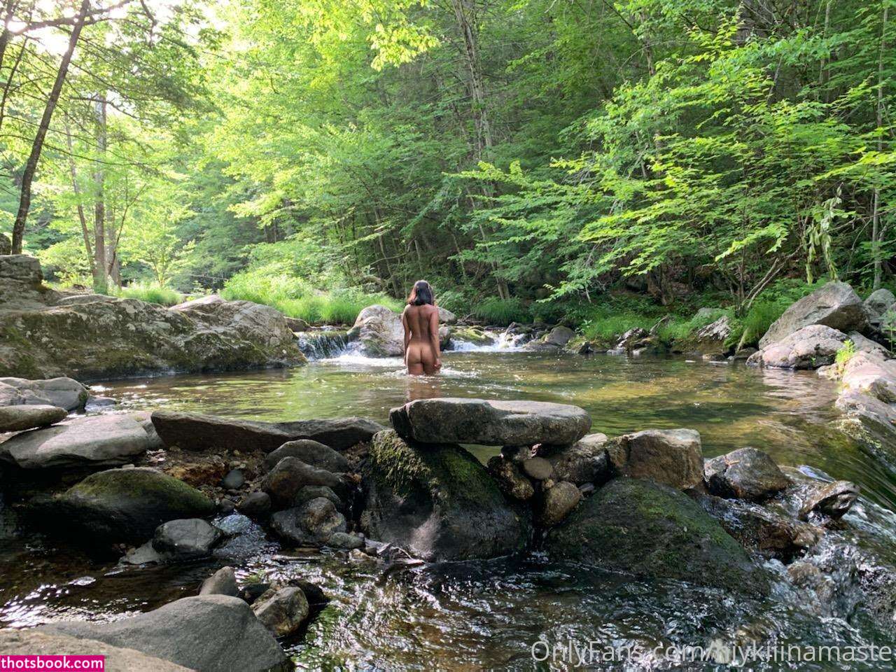 Niykiiinamaste Photo #125