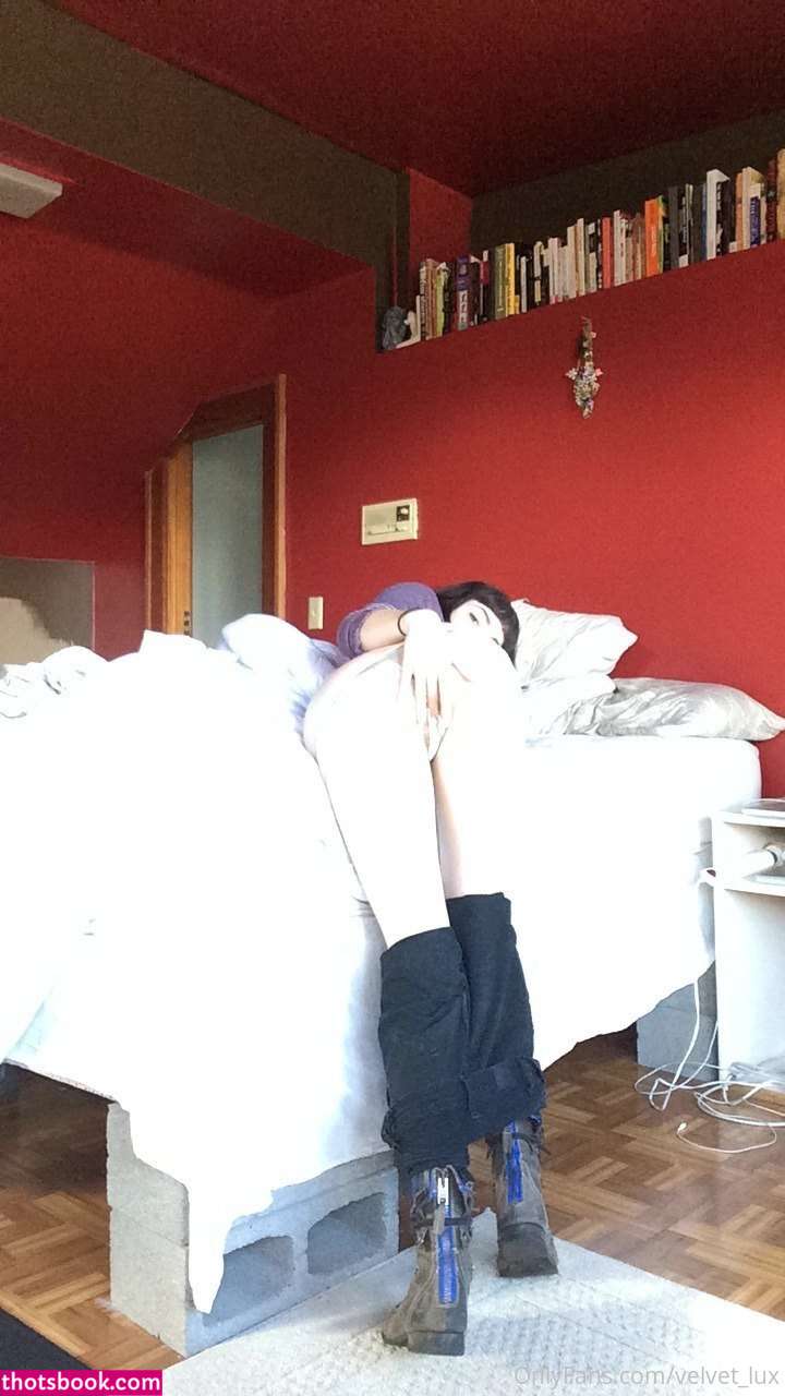 Velvet Lux Photo #104