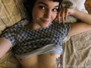 Velvet Lux Photo #142