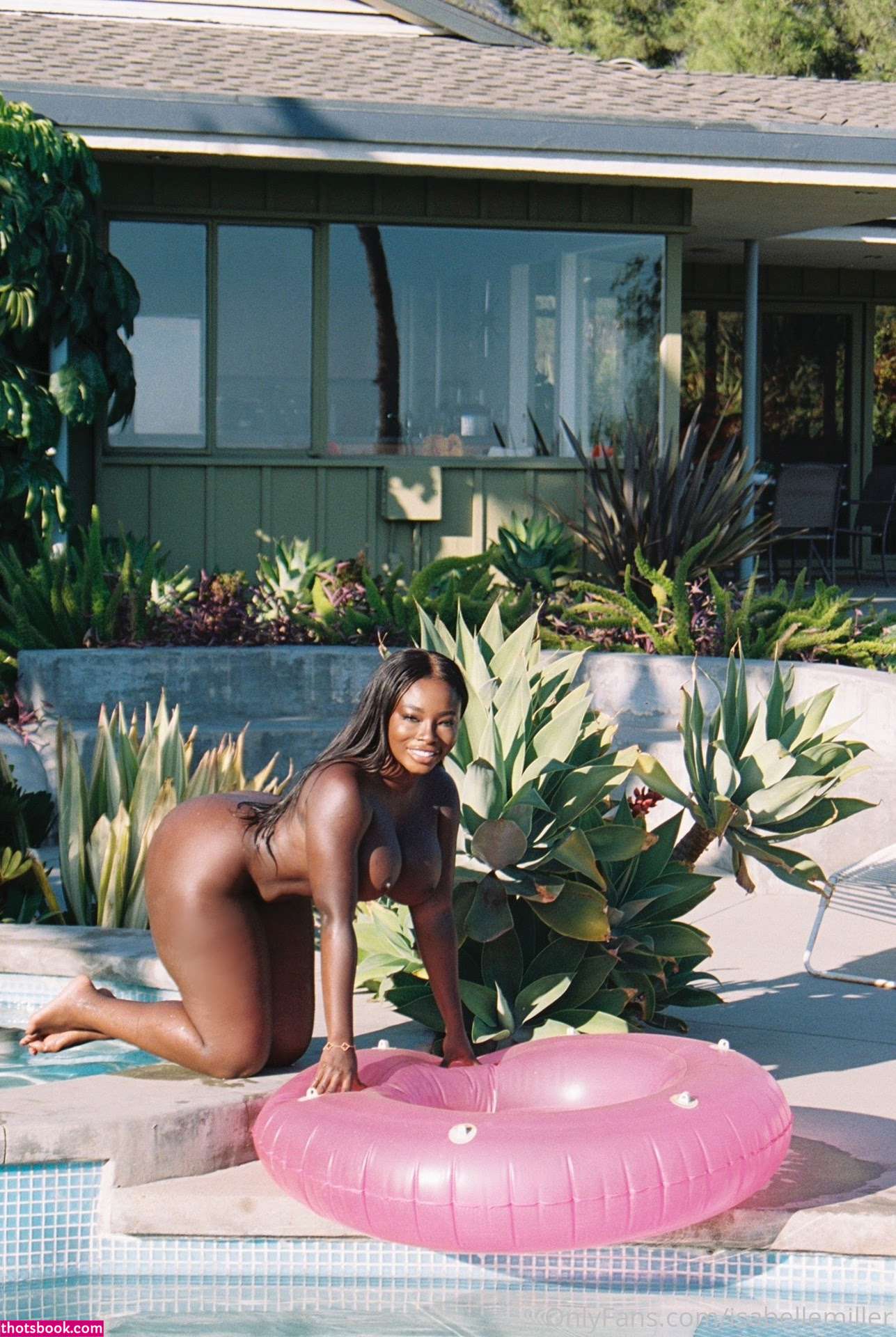 Isabelle Miller Photo #105