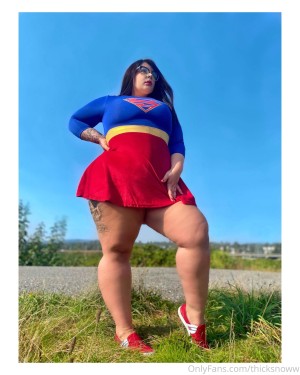 thicksnoww Photo #158