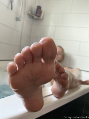Emmysfeetandsocks Photo #70