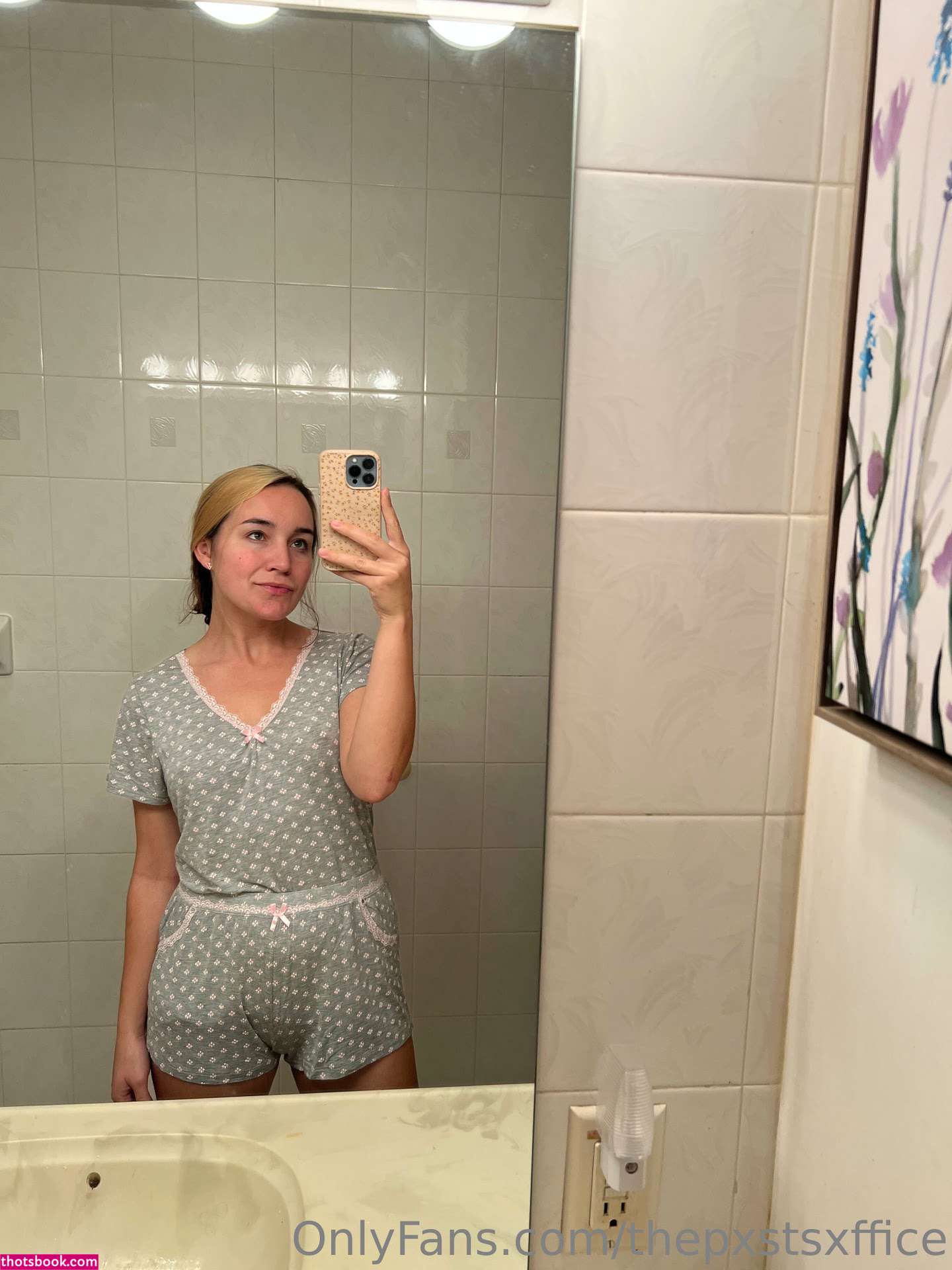 Erin Postsoffice Photo #135